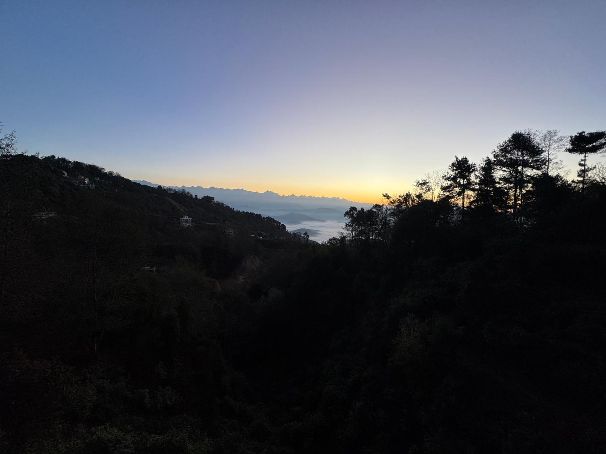 Hotel Sakura Durbar Nagarkot Esterno foto